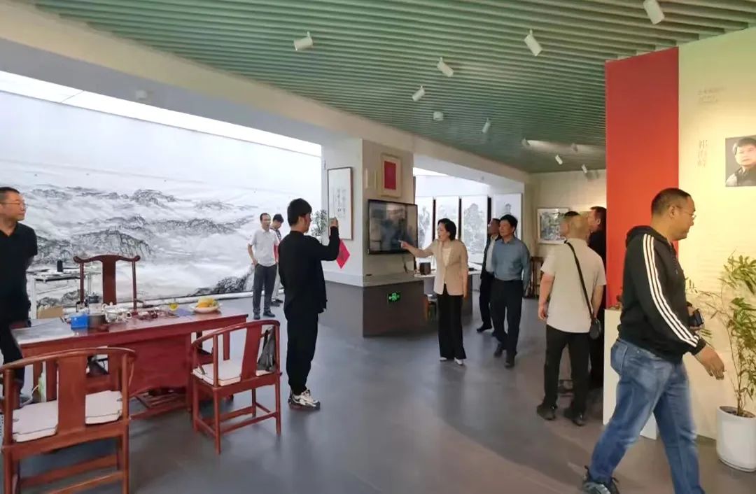 迎国庆“水墨丹青·魅力石家庄——全国中国画名家邀请展”在祁海峰美术家工作室举办