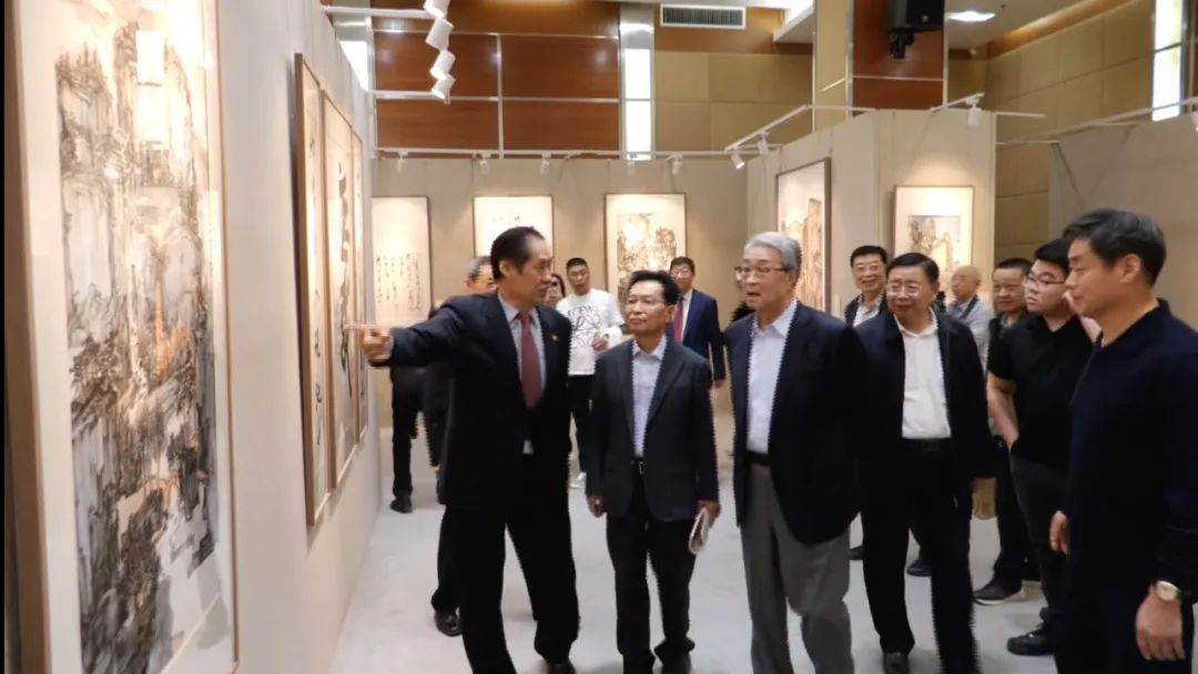 “丹青繁露——单国防 单永进书画作品展”在北京隆重开幕