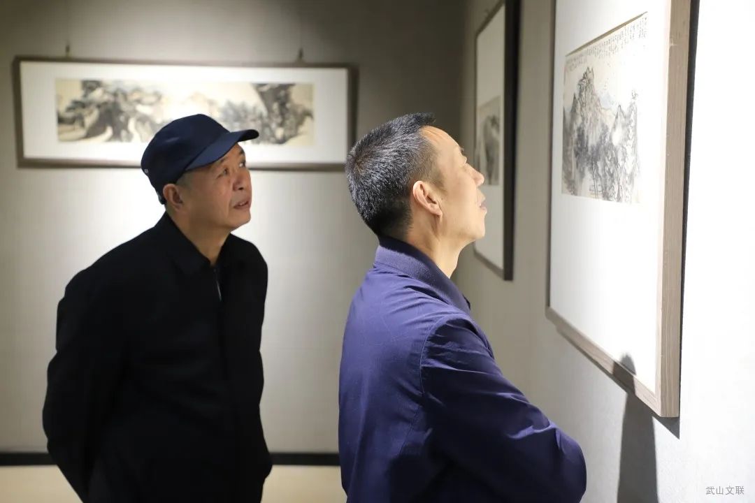 大美陇原·画说武山 | “秋兴雅集——李晓松山水画小品展”在甘肃举办，共展出60余幅作品