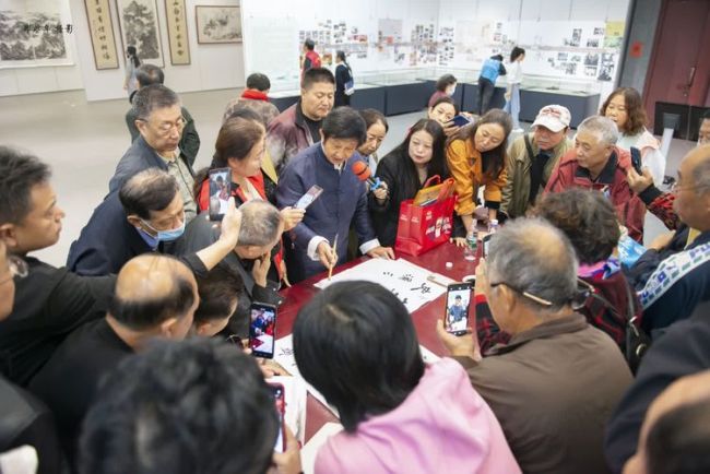 乐道守真 墨润桑梓——戴丕昌从教从艺五十周年书画展（烟台莱州）完美收官