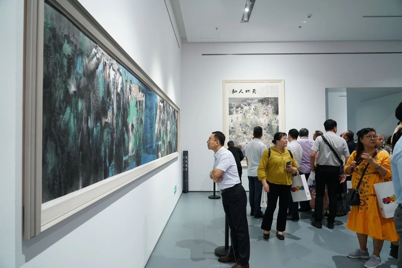 “天地人和 · 大道不孤——卢禹舜中国画作品展”在深圳开幕