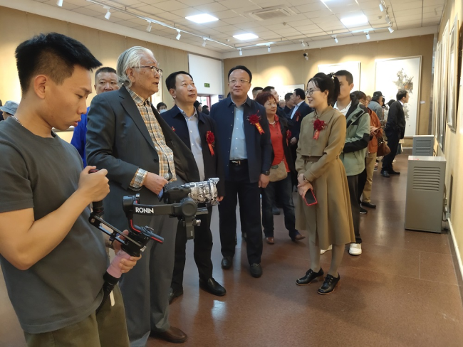 “十年乡情·刘世骏国画作品汇报展”在青岛莱西崔子范美术馆盛大开幕