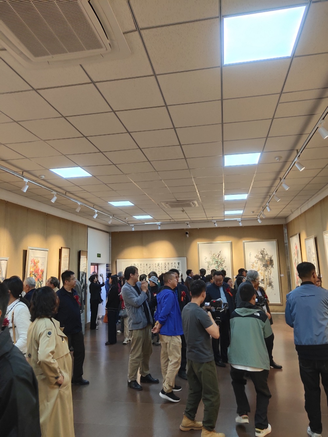 “十年乡情·刘世骏国画作品汇报展”在青岛莱西崔子范美术馆盛大开幕