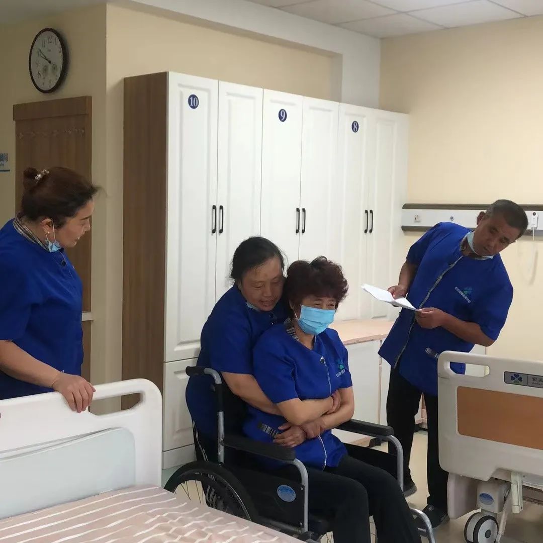 每一位护理员都是合格的“第一救助者”——青岛宏远健康颐养中心为长者的养老生活保驾护航！
