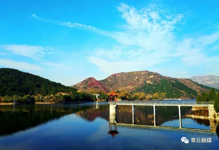 章丘百丈崖风景区门票图片