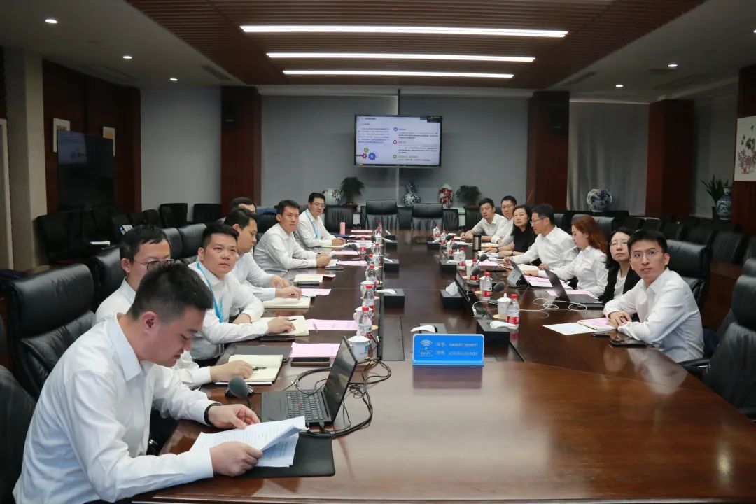 中建八局副總經理李未帶隊到一公司開展城市更新業務調研