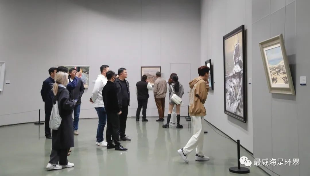 “瑰丽海疆——2023中国写意油画海洋主题学术邀请展”在威海开幕