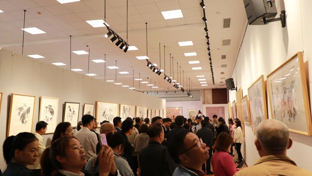 “文心意象——李国柱美术作品展”在青岛平度开幕