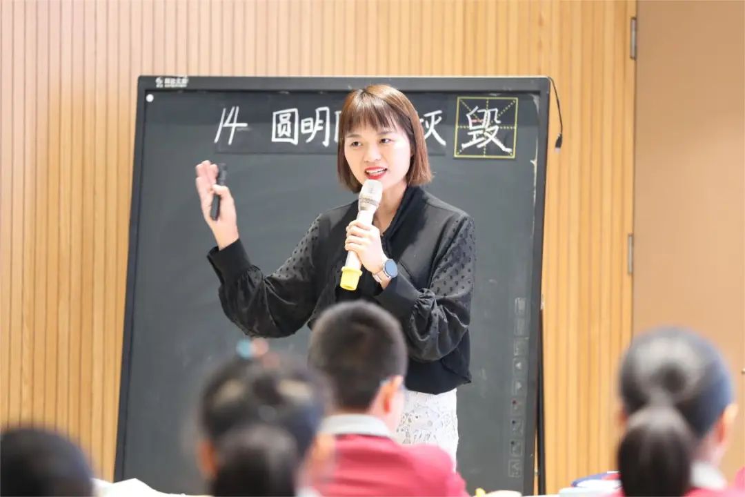 全国合作学习沉浸式工作坊参观济南市安生学校，深入小学、初中了解合作学习开展情况