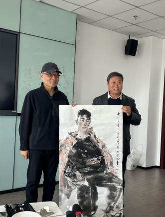 “任惠中——浅谈水墨人物画”讲座在青岛大学美术学院举办