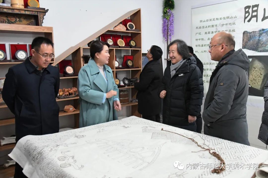 王耀中一行赴内蒙古巴彦淖尔市乌拉特中旗调研，并签署合作共建专业实践基地