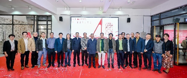 “厦门大学艺术学院建院40周年——美术系教师优秀作品展”开幕