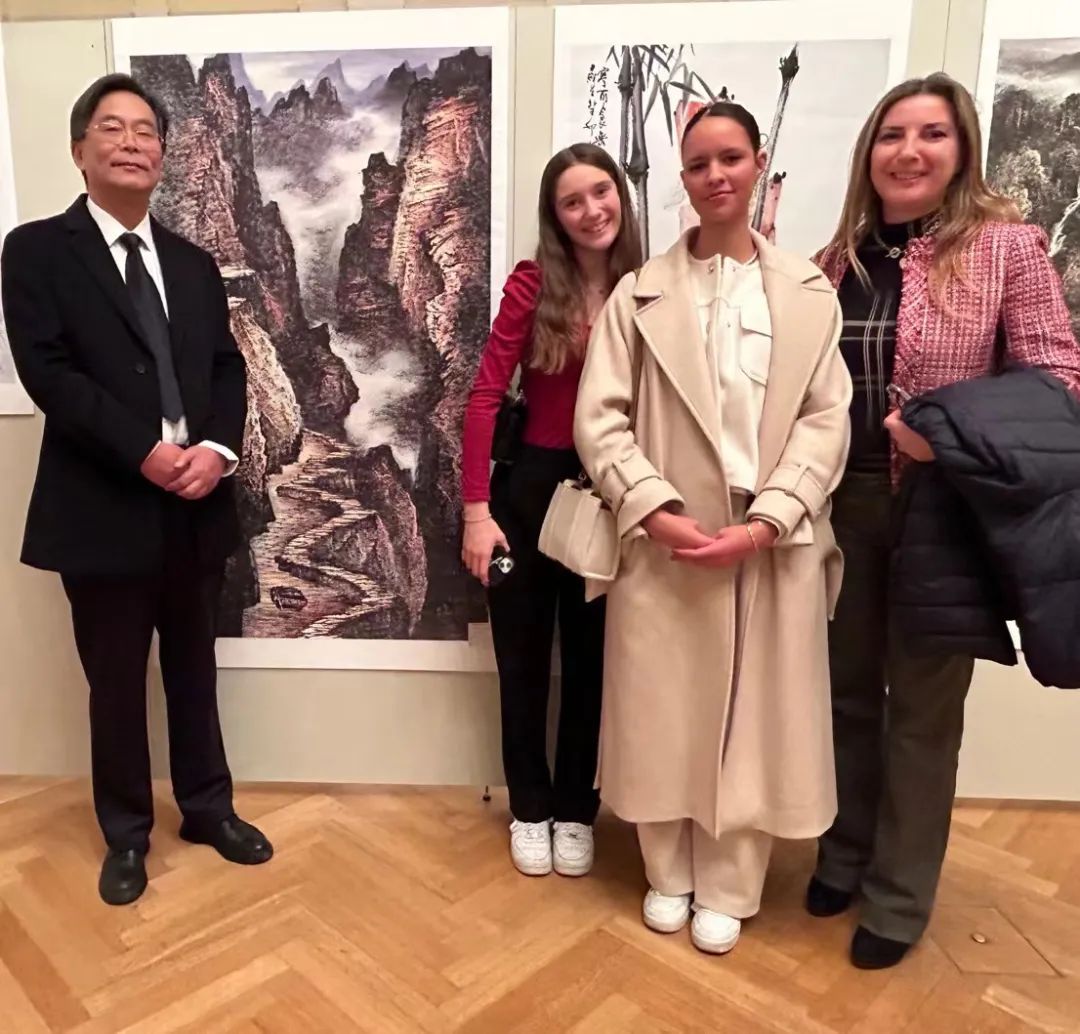 王焕波丨“与中国相遇——中国书画展”暨欧洲行