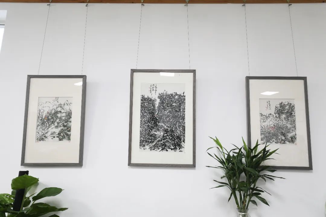 “焦墨的殊胜，山水的逸境——初中海山水小品精粹展”在北京隆重开幕