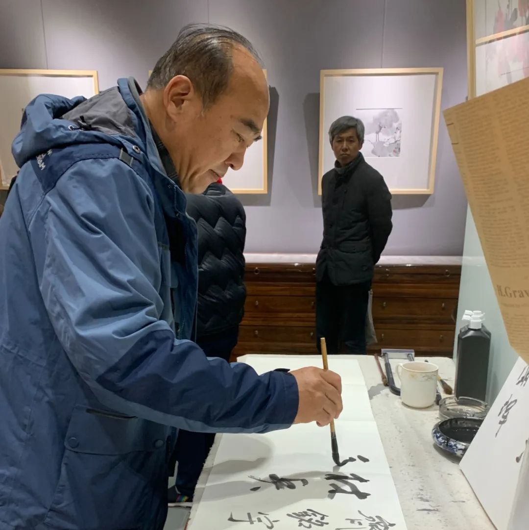 “南山桃李——任敬彬中国画小品展”艺术研讨会暨画集首发式成功举办