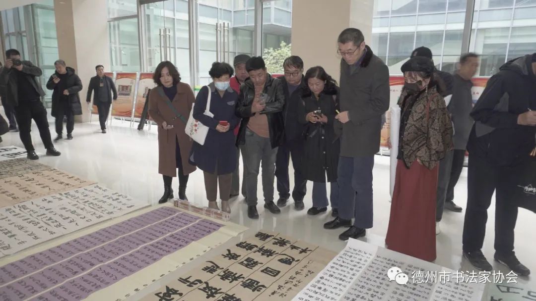 山东省书协迎接全国第十三届书法篆刻展览巡回看稿会（德州站）成功举办