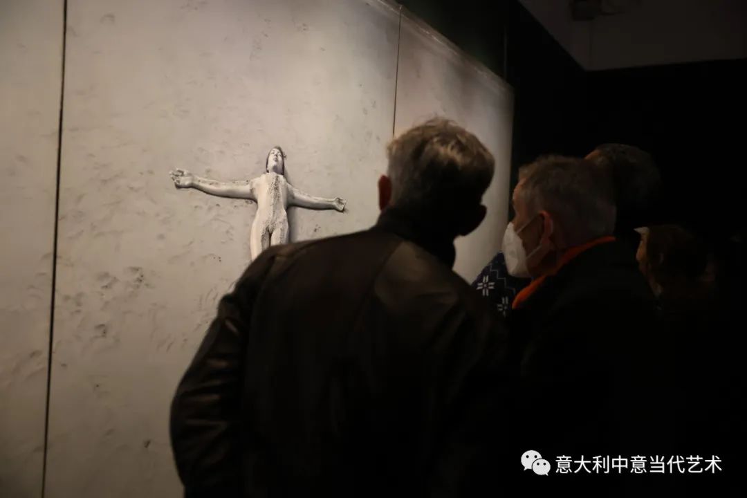 徐青峰的“中国哲学”震撼登陆佛罗伦萨，“有与无－Presenza ed Assenza”意大利个展隆重开幕