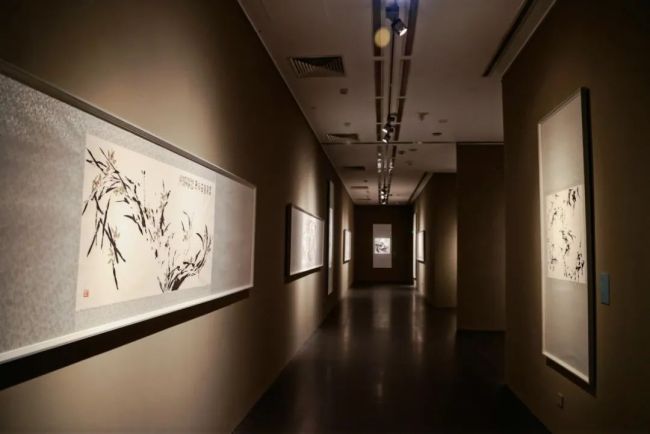 “十指彩墨翔九天——刘伯骏102岁纪念展”于12月7日在北京画院美术馆开幕