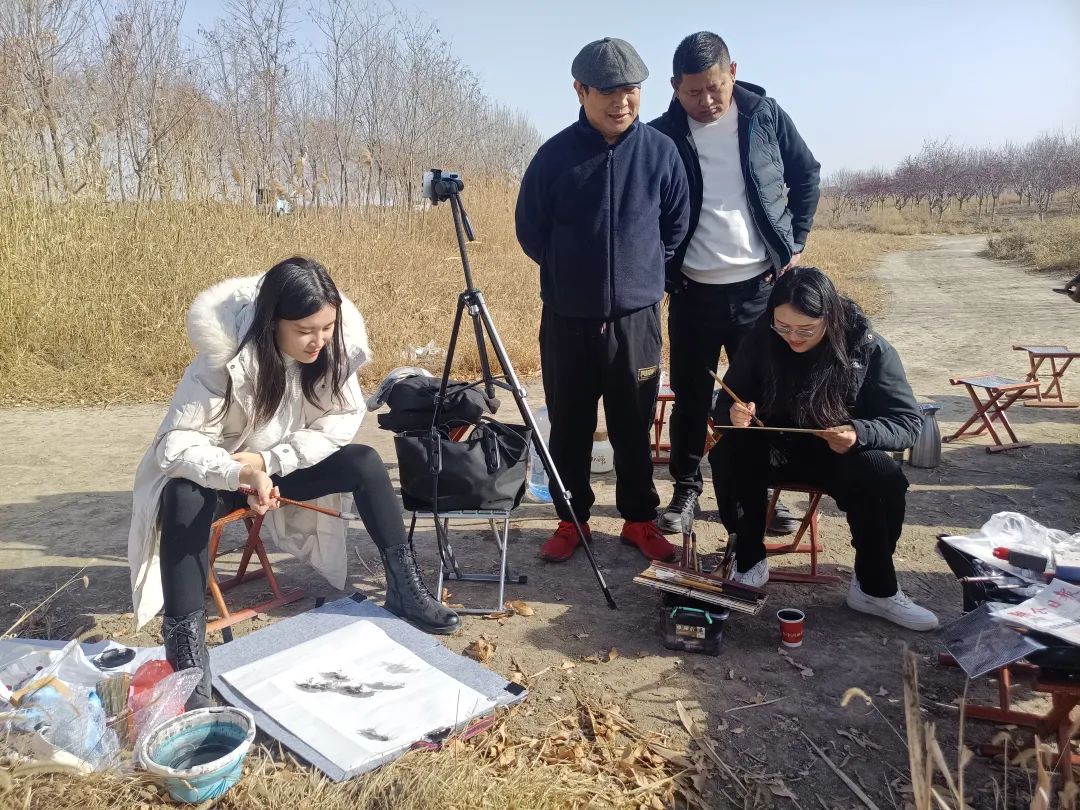 记录季节变换的自然之美—— 范杰导师班走进淄博马踏湖写生