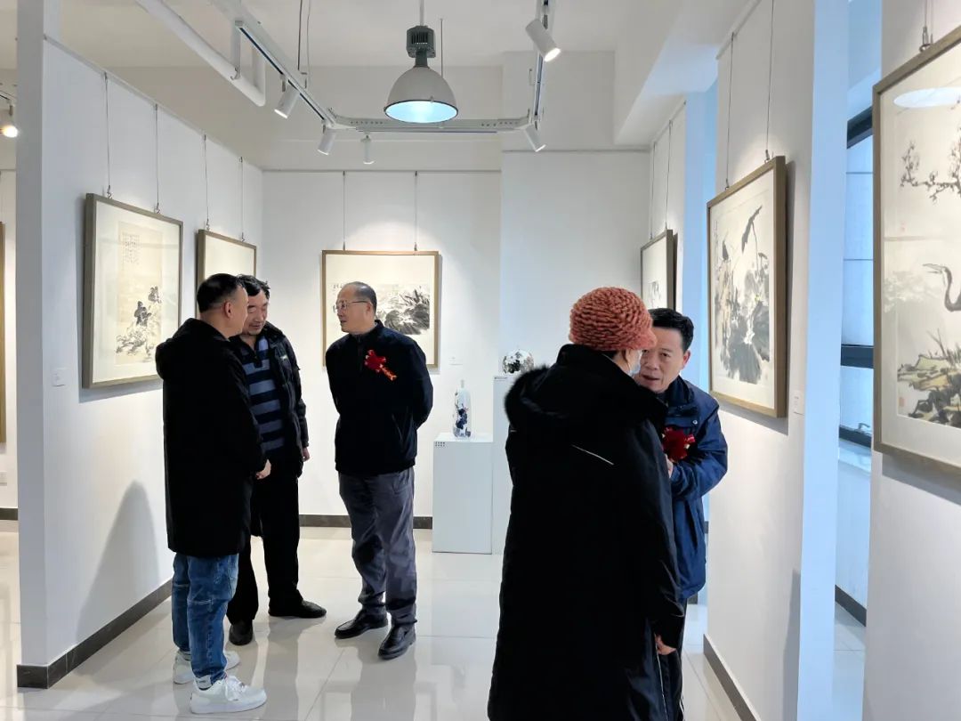 “甲子知味——张家会花鸟画作品展”昨日在滨州开幕