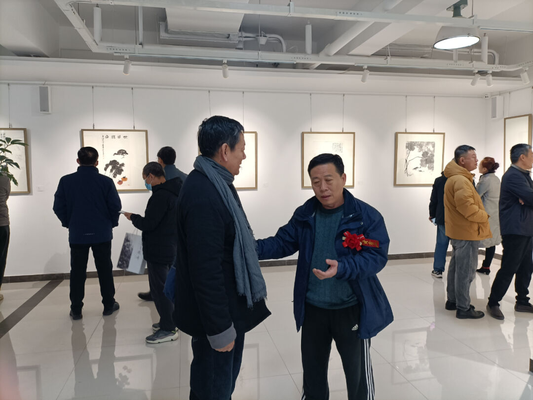 “甲子知味——张家会花鸟画作品展”昨日在滨州开幕