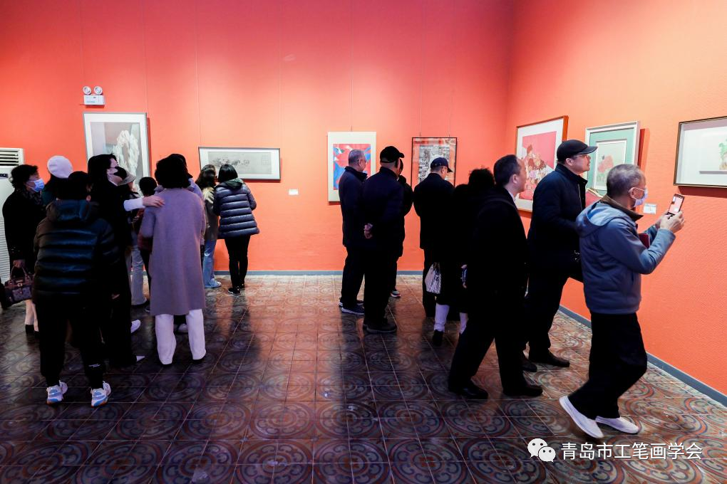 周莲荣《自在飞花轻似梦》入展“青岛小幅工笔画精品展”