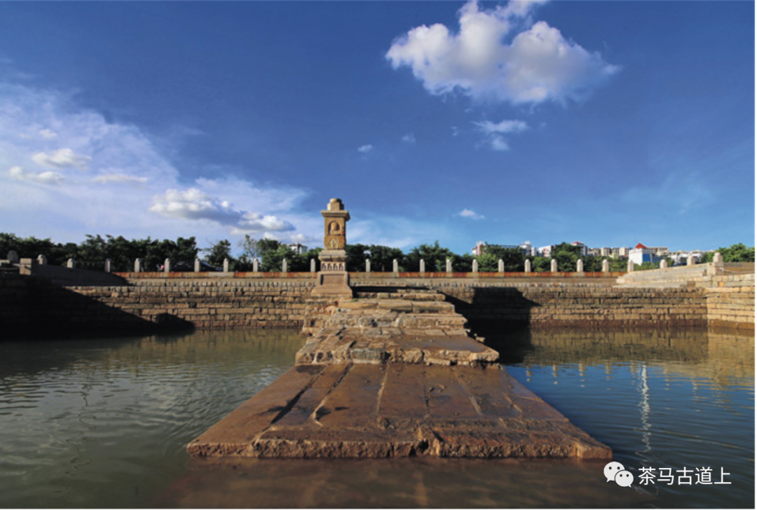 泉州一眼看千年——与著名画家舒建新漫步洛阳桥