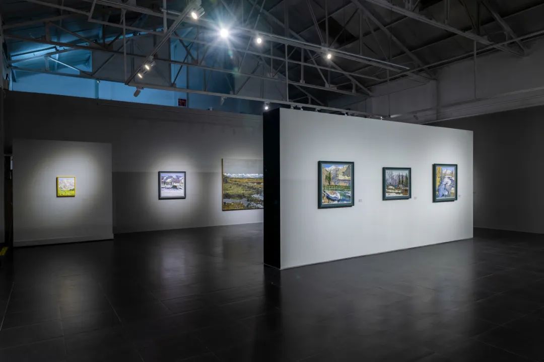 “远景与近景——袁元油画作品展”在京开幕，展期至明年1月14日