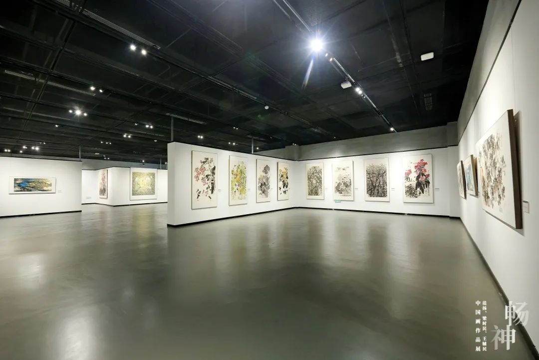 “畅神——范扬、梁时民、王辅民中国画作品展”在成都开幕