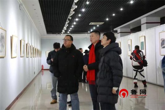  “同而不同——三人行山水画小品展”在德州开幕