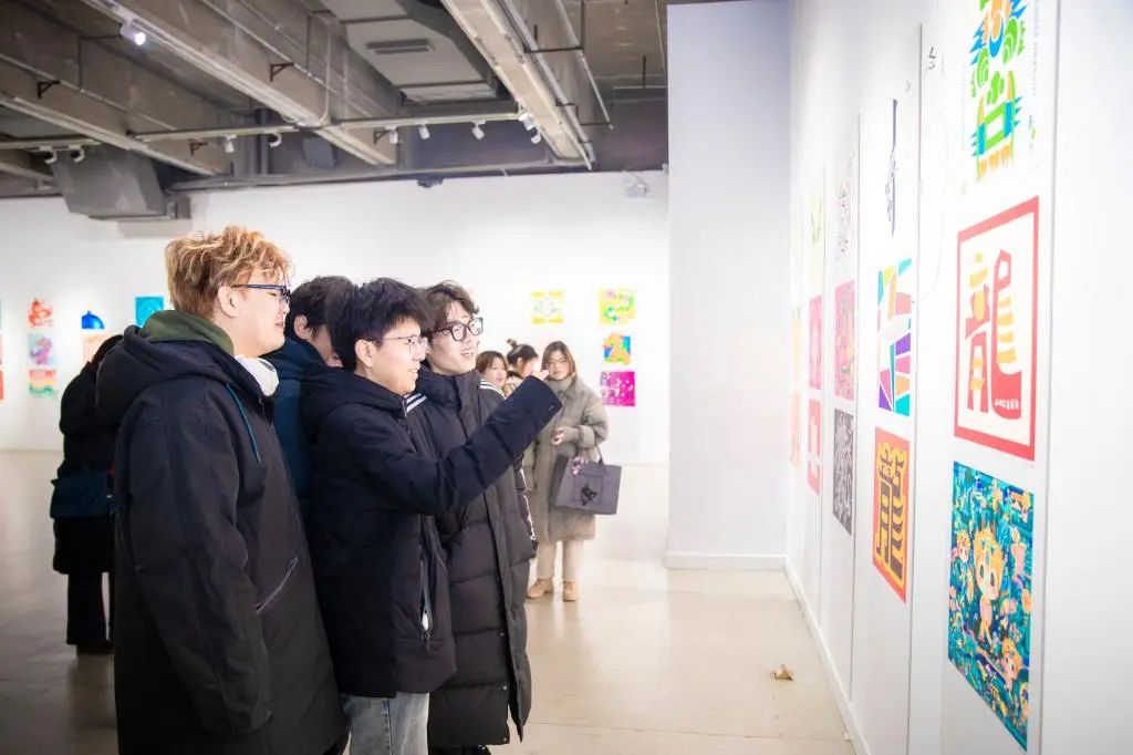 春节好眼福丨中国高校生肖设计大展在山东工艺美术学院举办