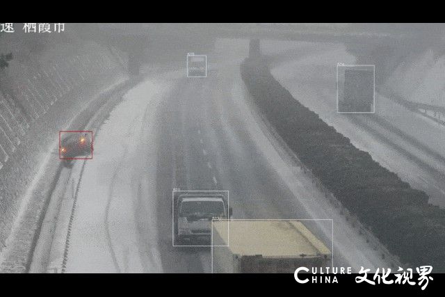 高速“地暖”、自动喷淋、智慧大脑……揭秘山东高速除雪保畅“黑科技”