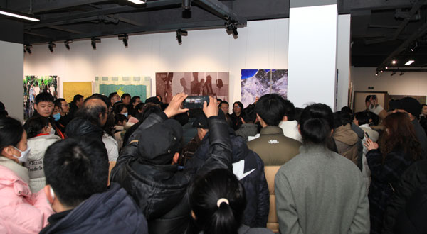 中国美术家协会组织专家到河南观摩指导第十四届全国美展作品创作