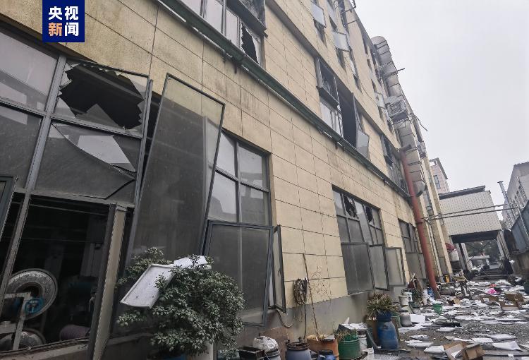 应急管理部调度部署江苏武进一企业粉尘爆炸事故救援处置