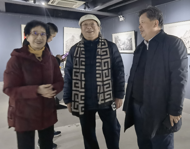 春节好眼福 |南北对画，“四时同春——赵青仲、丁建中中国画作品展”亮相苏州，展期至2月18日