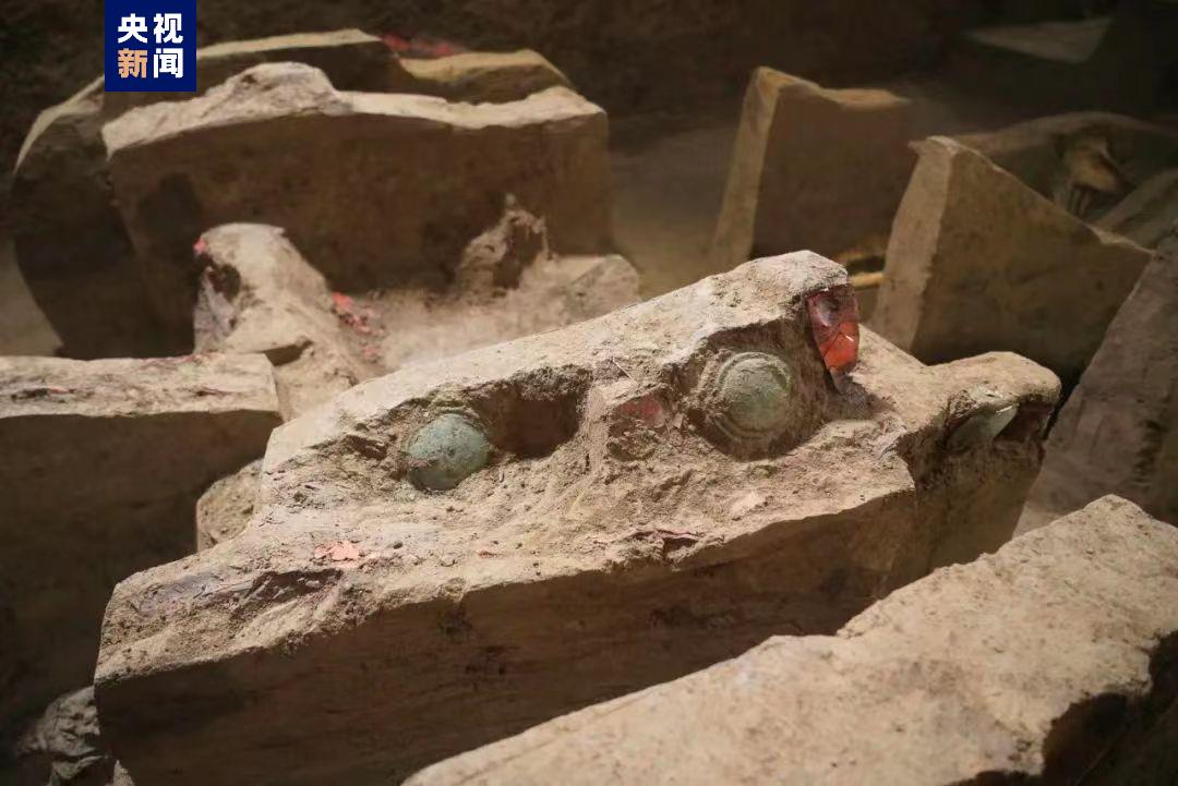 西安曹家堡村考古发掘春秋至汉唐时期墓葬1088座，出土遗物多件为西安地区首次发现