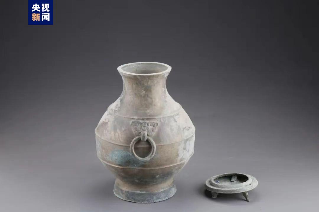 西安曹家堡村考古发掘春秋至汉唐时期墓葬1088座，出土遗物多件为西安地区首次发现
