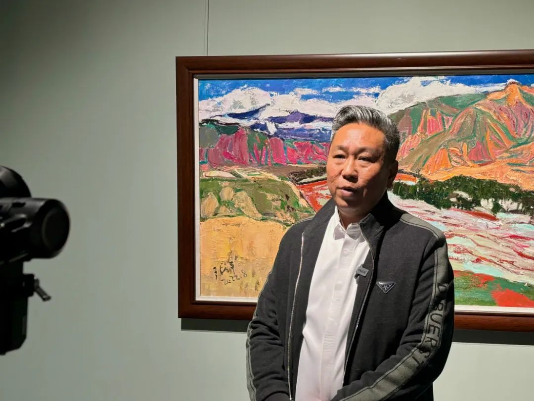 “大河，不朽的诗歌——中国南方油画山水名家作品展”昨日在无锡开展