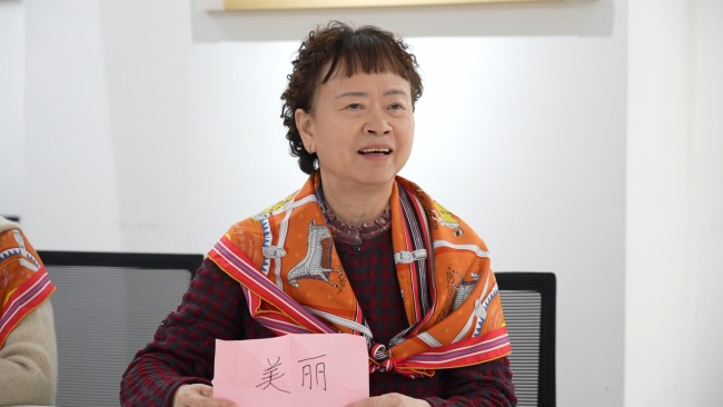 众里寻“她”千百度 ——山东省女书画家协会主席王小晖率主席团全体成员做客文化视界“女神节沙龙”（上）