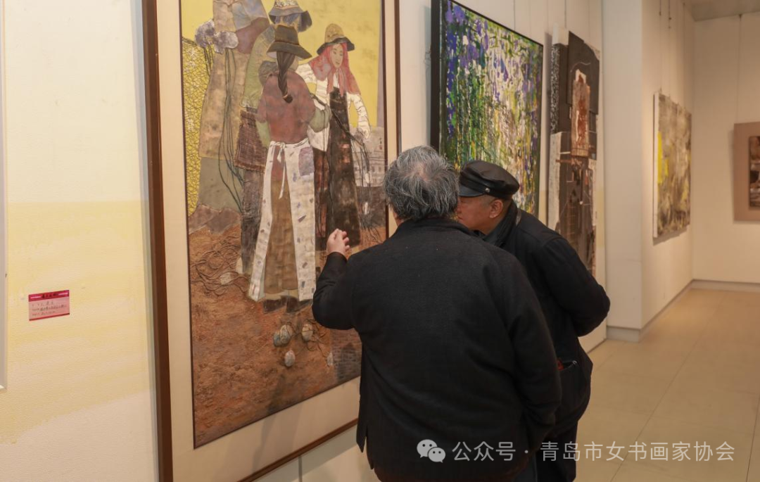 “墨上花开”青岛市女书画家协会十周年优秀作品展开幕