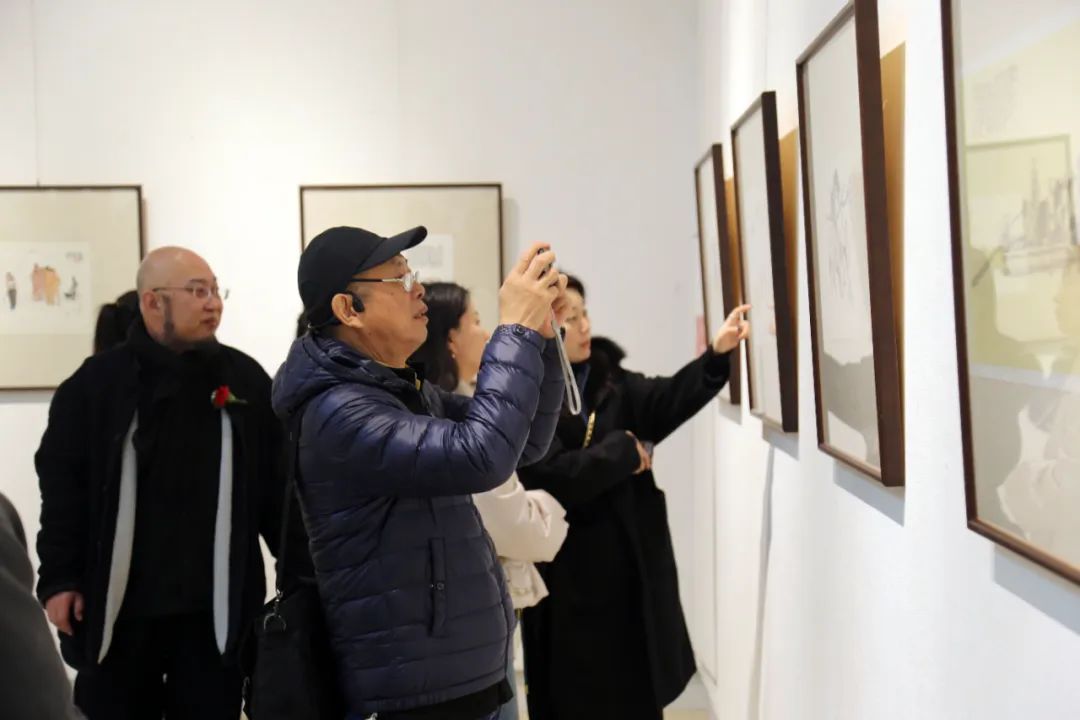 “境由心造——王伟国画小品展”在青岛开幕