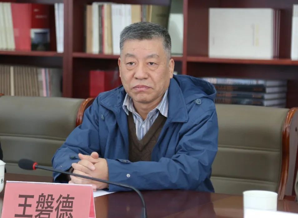 山东艺术学院院长徐青峰一行到山东画院座谈交流