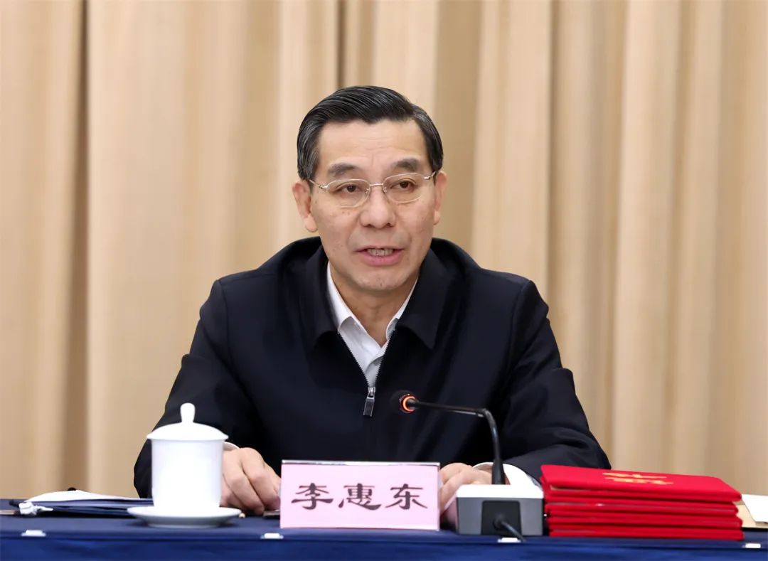 民革中央画院第四次理事代表会议在京召开，任命孔维克为院长