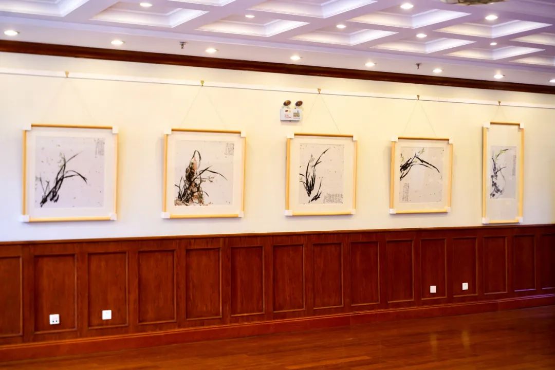 大明湖畔幽兰香——“咏兰·何茂峰书画艺术展”巡展至山东省图书馆尼山书院