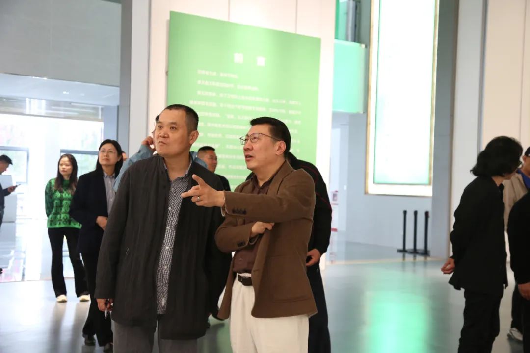 山东师范大学美术学院胡晓明、刘明波一行到山东画院开展学术交流活动