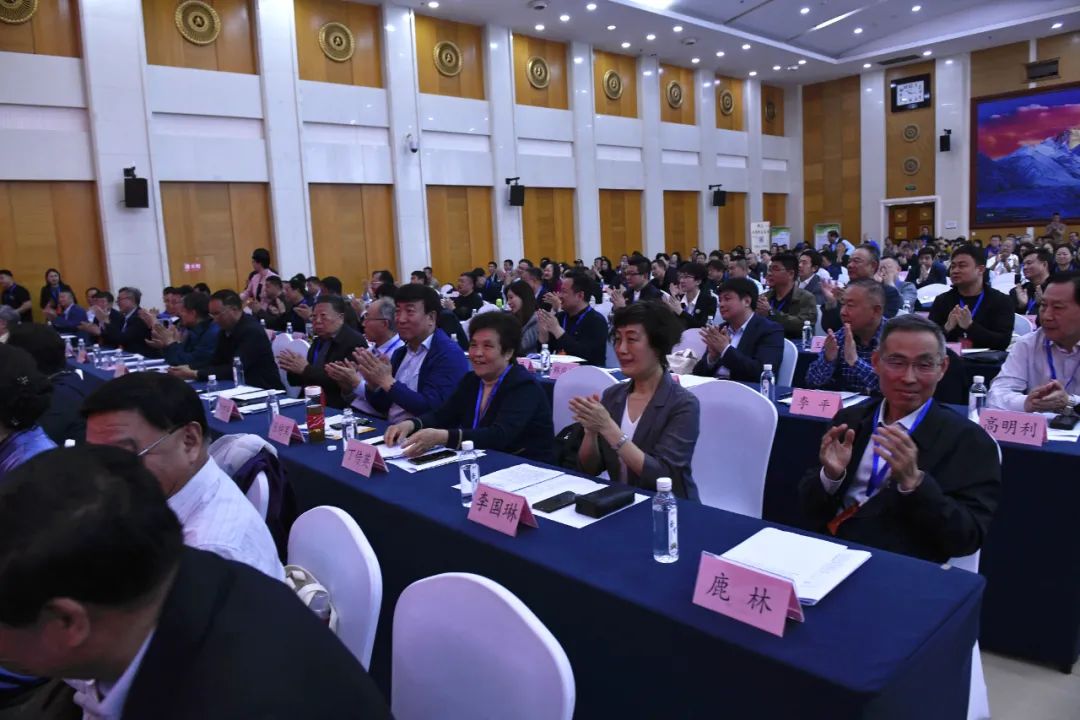 山东省齐鲁文化传承发展促进会第二届会员代表大会在济南召开，吴翠云当选新一届会长