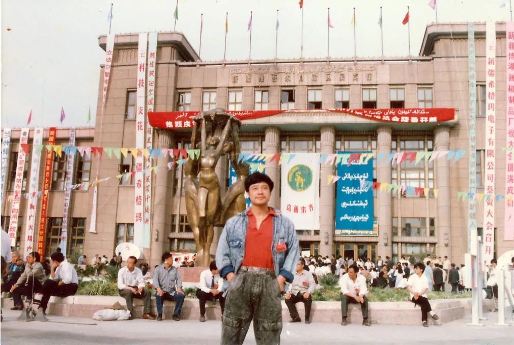 郑忠谈艺录（三）丨抽象丝网版画的图式、语言别出心裁地来源于丝网材料、工艺流程的“截取”