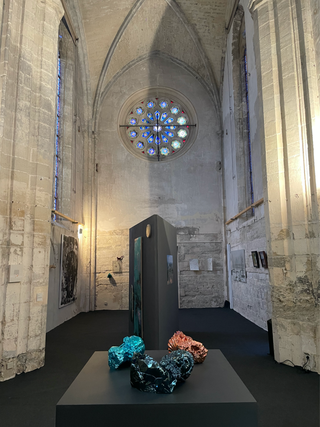 著名艺术家范勃应邀参展，“科特利尔教堂的回声”艺术展在法国阿维尼翁开展，展期至4月30日