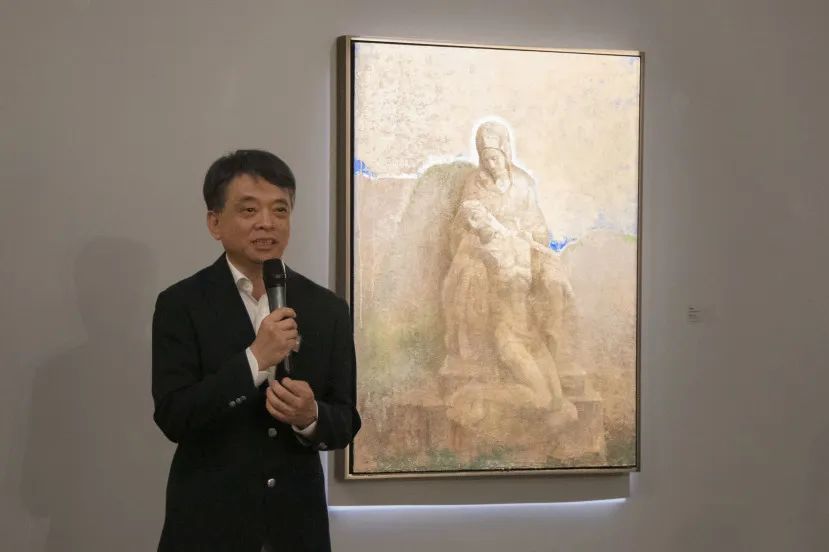 “走自己的路——李晓刚坦培拉展”在京开幕，展期至5月30日