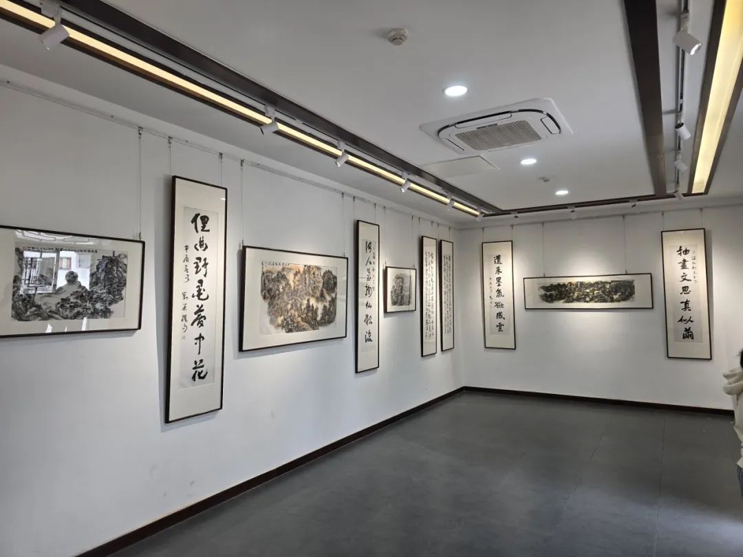 “空山流韵——刘荣书画展”在淄博开展